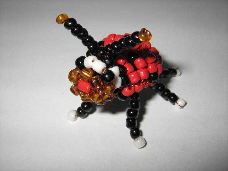 Божья Коровка из Бисера Мастер Класс для начинающих! Плетение Божьей коровки / Ladybird of beads!