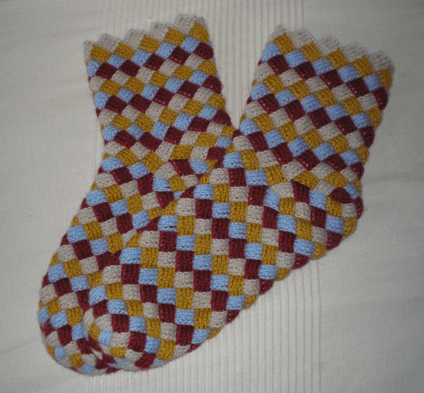 Вязаные носки в стиле «энтерлак» (Вязание спицами)